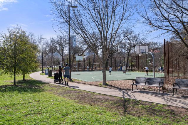 2210 Pearl ST 301, Austin, TX 78705