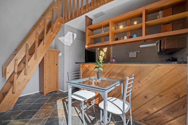 2210 Pearl ST 301, Austin, TX 78705