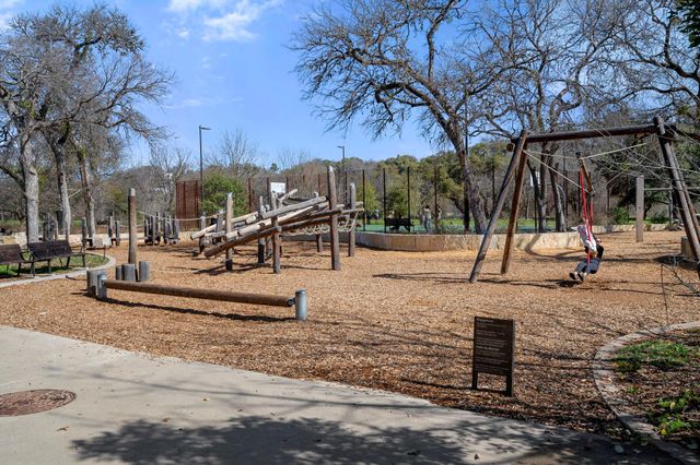 2210 Pearl ST 301, Austin, TX 78705