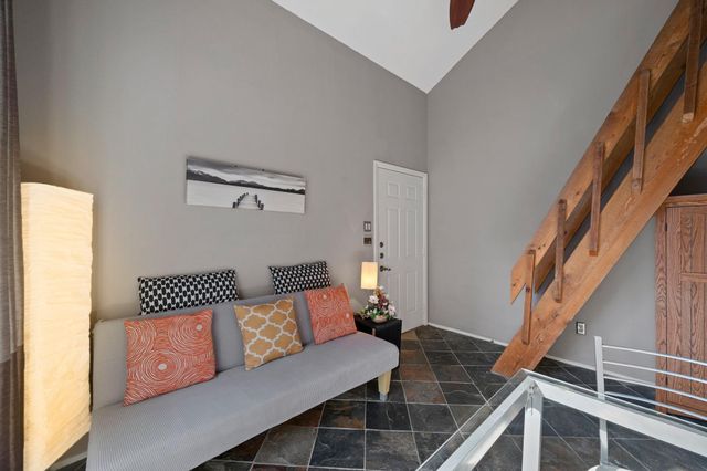 2210 Pearl ST 301, Austin, TX 78705