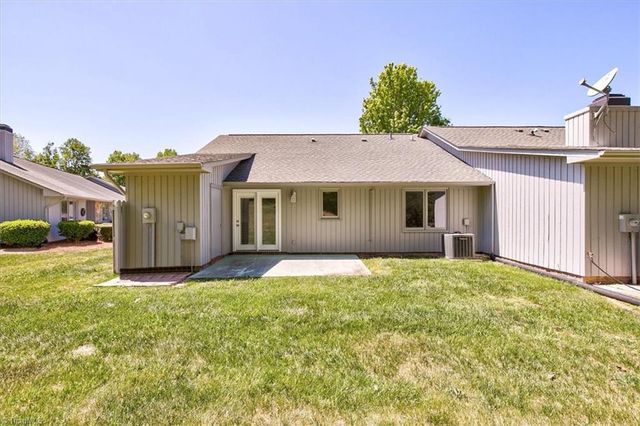 2810 Spring House Place, Greensboro, NC 27410