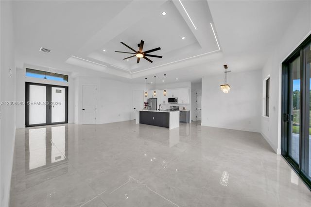 3115 2nd ST SW, Lehigh Acres, FL 33976