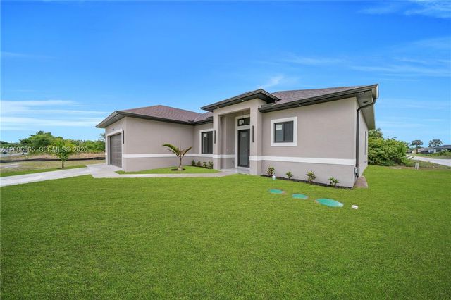 3115 2nd ST SW, Lehigh Acres, FL 33976
