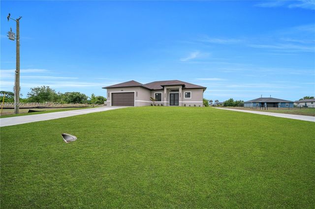 3115 2nd ST SW, Lehigh Acres, FL 33976