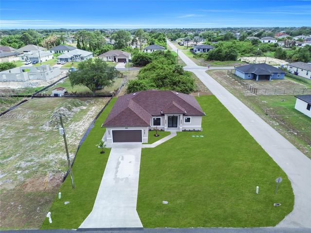 3115 2nd ST SW, Lehigh Acres, FL 33976