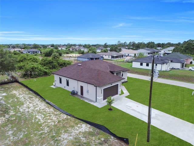 3115 2nd ST SW, Lehigh Acres, FL 33976