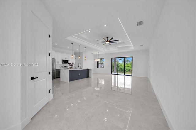 3115 2nd ST SW, Lehigh Acres, FL 33976