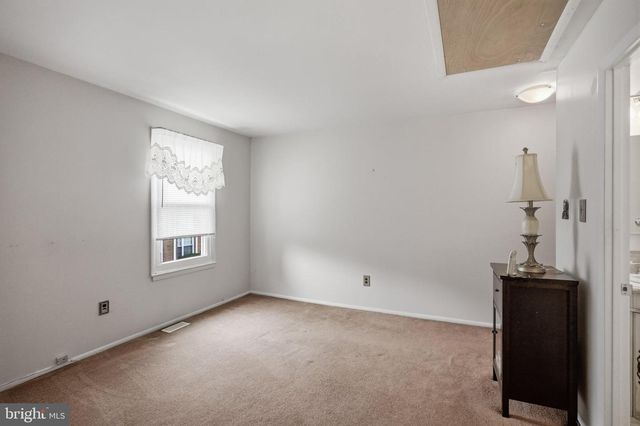 2045 HARBOUR DR, Palmyra, NJ 08065