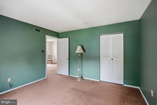 2045 HARBOUR DR, Palmyra, NJ 08065