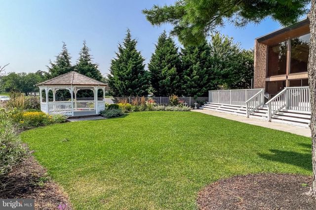 2045 HARBOUR DR, Palmyra, NJ 08065