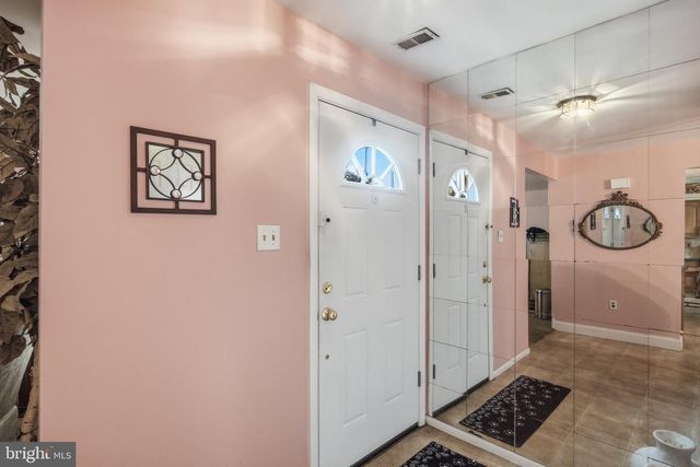 2045 HARBOUR DR, Palmyra, NJ 08065