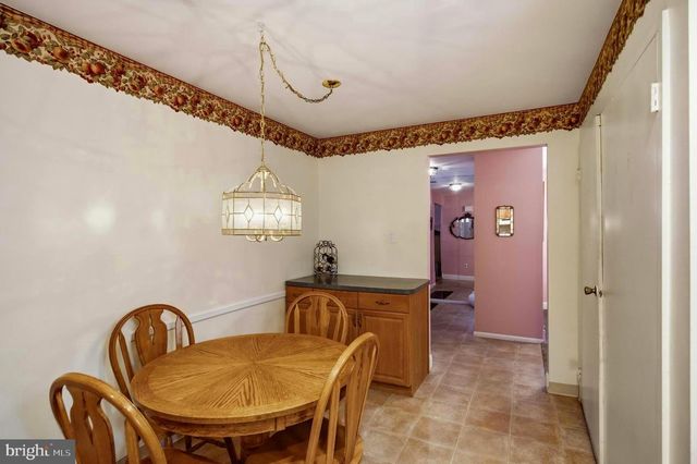 2045 HARBOUR DR, Palmyra, NJ 08065