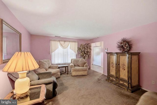 2045 HARBOUR DR, Palmyra, NJ 08065