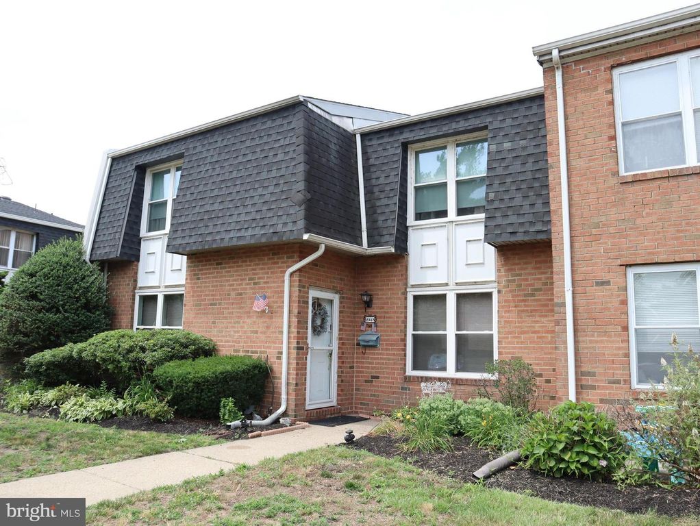 2045 HARBOUR DR, Palmyra, NJ 08065