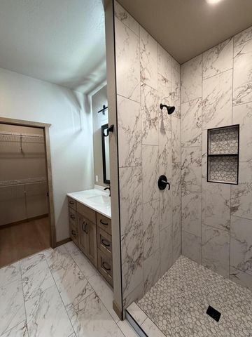 4080 Brooke Elizabeth DRIVE, Onalaska, WI 54650