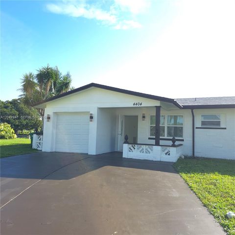 4404 NW 46th Way, Tamarac, FL 33319