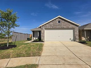 16237 Bergara Bend Drive, Splendora, TX 77327