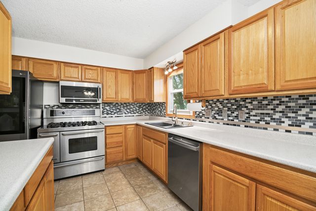 440 Dover Turn, Bourbonnais, IL 60914