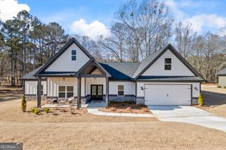152 White Oak Way, Monroe, GA 30655