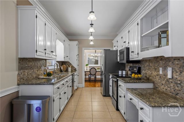 124 Pin Oak Court, Athens, GA 30606