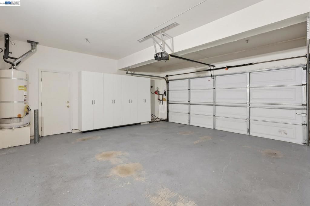 Image 42 of property listing at 34517 Windflower Ln, Union City, CA 94587