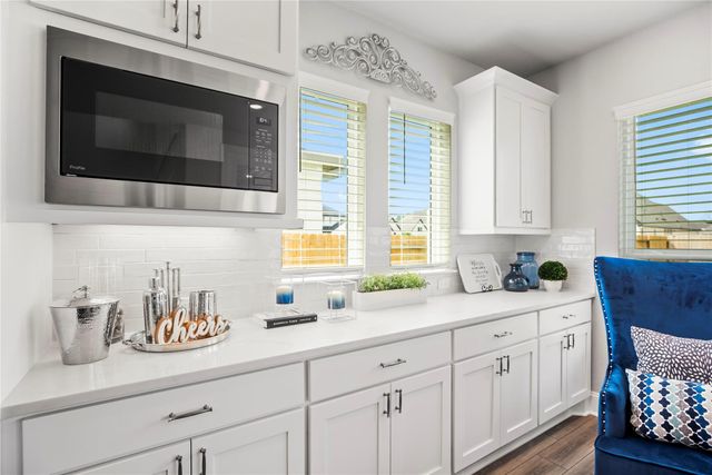 10026 Golden Woods Drive, Missouri City, TX 77459