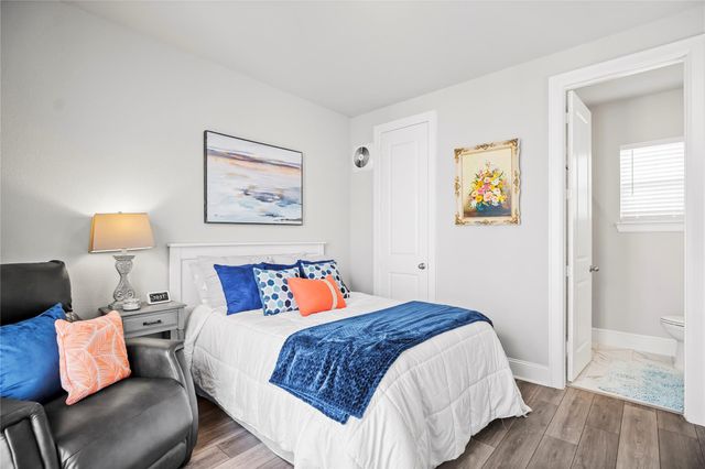 10026 Golden Woods Drive, Missouri City, TX 77459