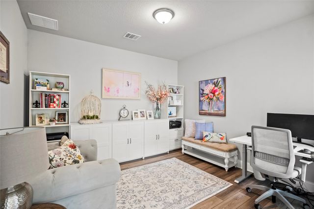 10026 Golden Woods Drive, Missouri City, TX 77459