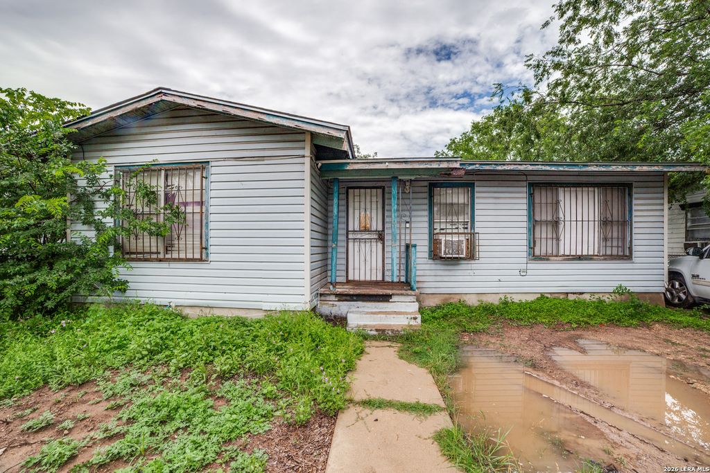 1915 DELFINO ST, San Antonio, TX 78237