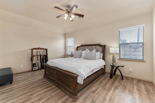 2502 Tiger Eye Drive, Rosharon, TX 77583