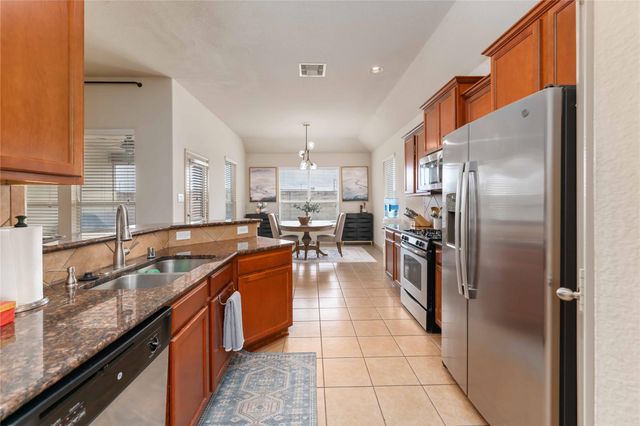 2502 Tiger Eye Drive, Rosharon, TX 77583