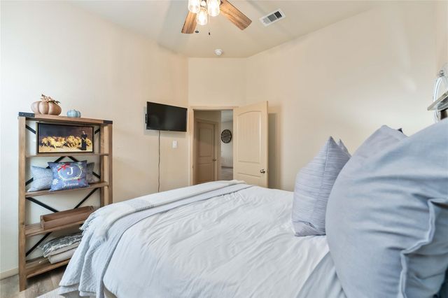 2502 Tiger Eye Drive, Rosharon, TX 77583