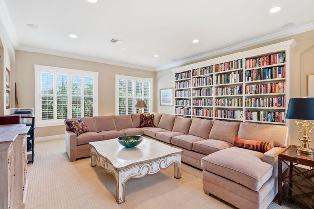 106 Nativa Circle, North Palm Beach, FL 33410
