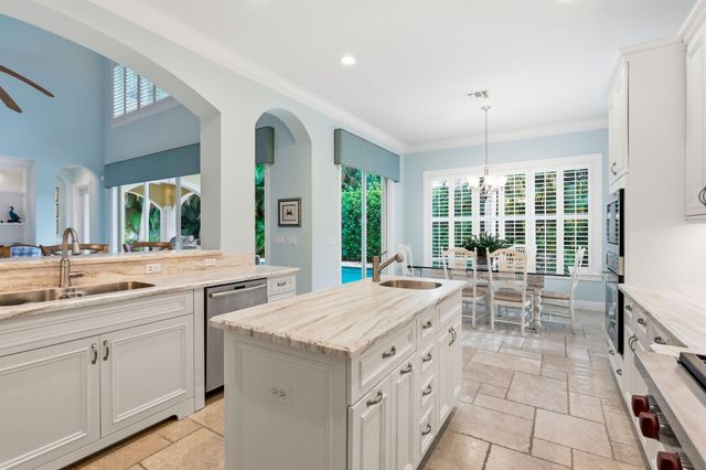 106 Nativa Circle, North Palm Beach, FL 33410