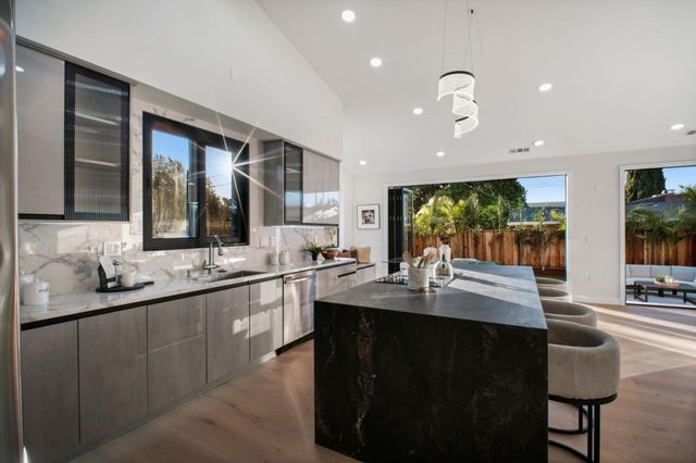 806 Emily Drive, Mountain View, CA 94043
