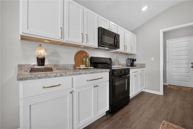 661 N Pear Street, Gardner, KS 66030