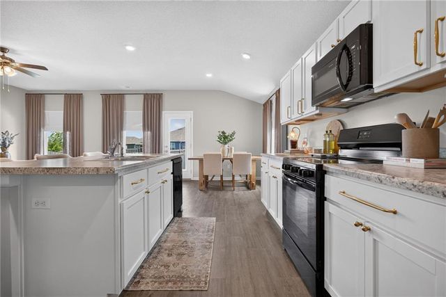 661 N Pear Street, Gardner, KS 66030