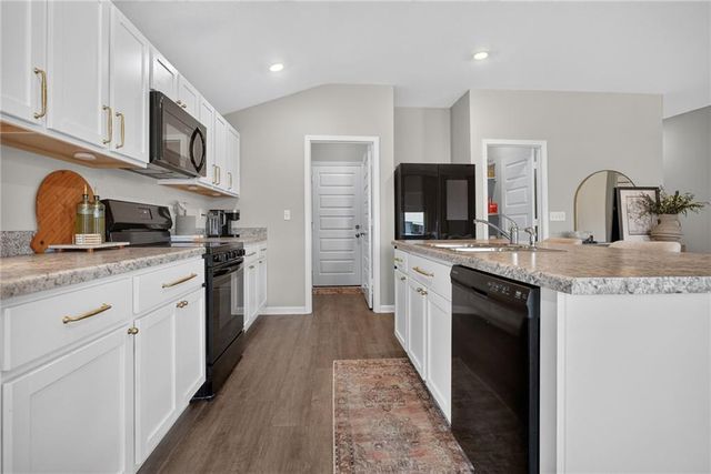661 N Pear Street, Gardner, KS 66030