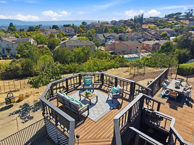 1237 Renraw Drive, San Jose, CA 95127