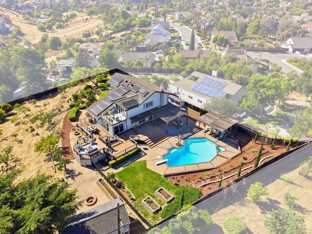 1237 Renraw Drive, San Jose, CA 95127