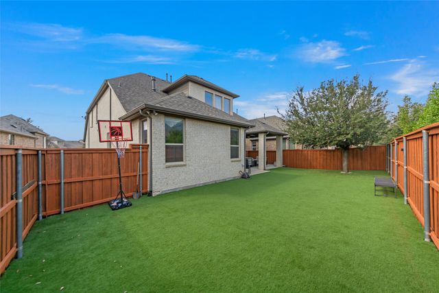 7017 St George S Drive, Mckinney, TX 75070