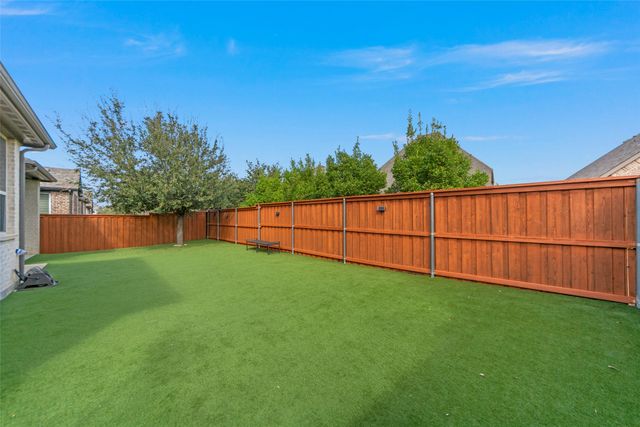 7017 St George S Drive, Mckinney, TX 75070