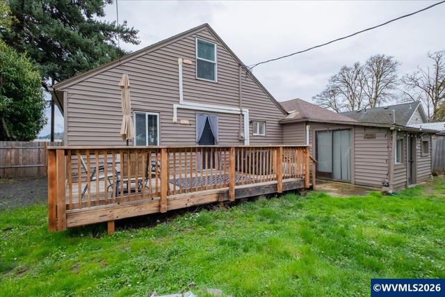 1154 S Second St, Lebanon, OR 97355