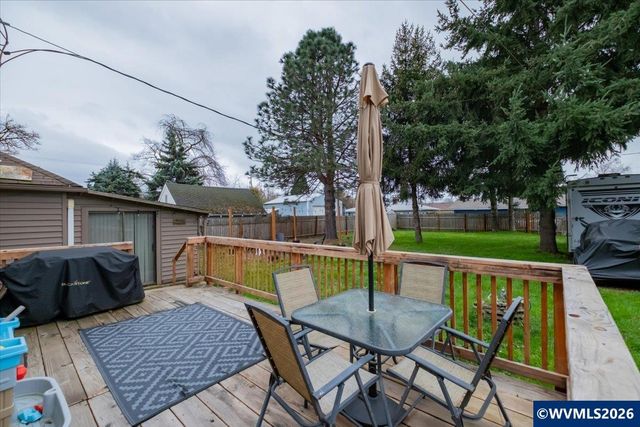 1154 S Second St, Lebanon, OR 97355