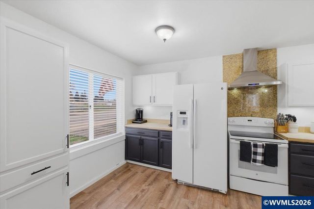 1154 S Second St, Lebanon, OR 97355