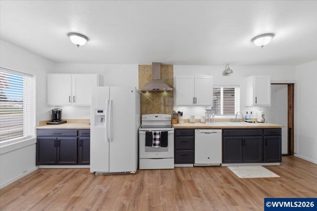 1154 S Second St, Lebanon, OR 97355