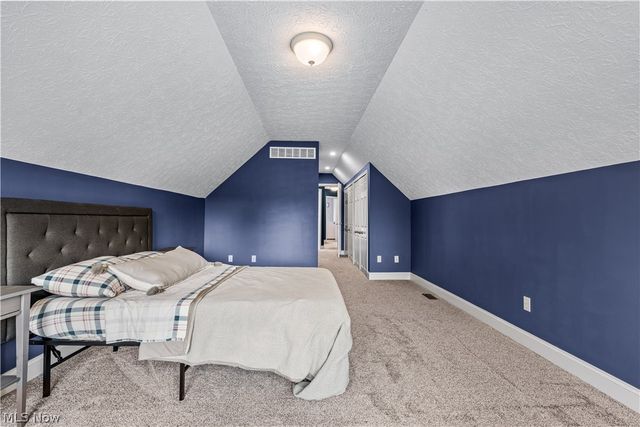 4275 Deer Run Drive, Medina, OH 44256