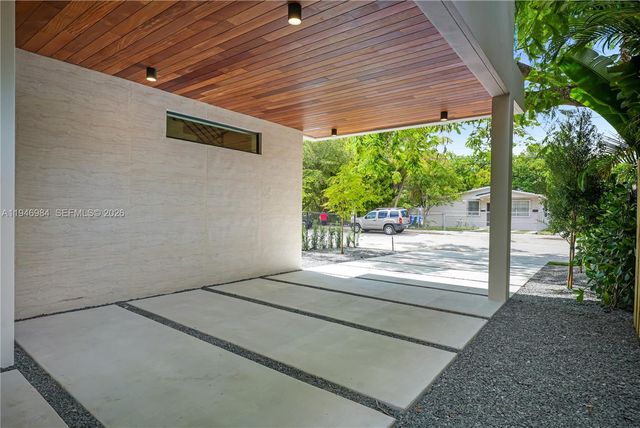 223 NW 51st St, Miami, FL 33127