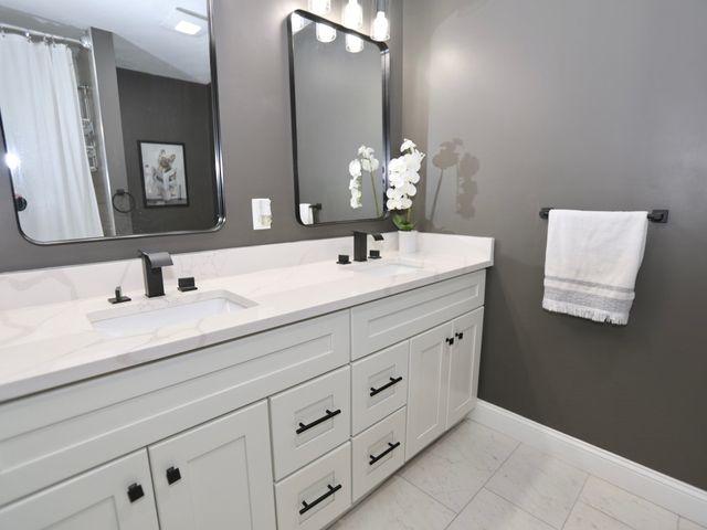 10 De Marco Ter A, Worcester, MA 01613