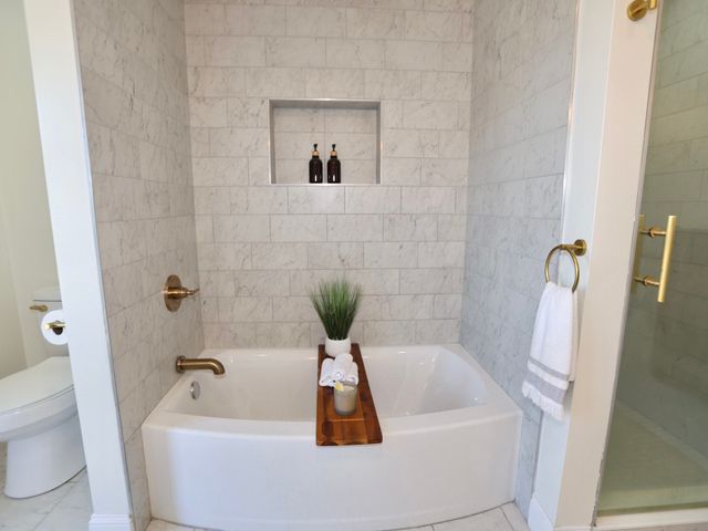 10 De Marco Ter A, Worcester, MA 01613